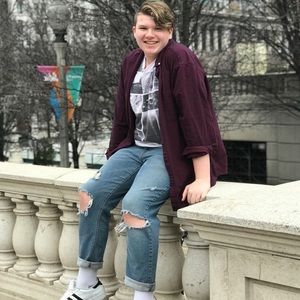 Meet your Posher, Bailey